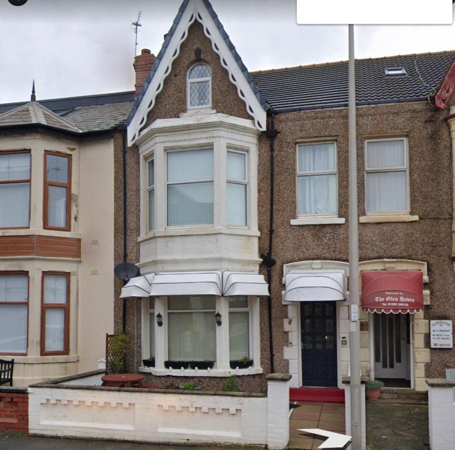 Highbury Villa - Blackpool — Photos 1
